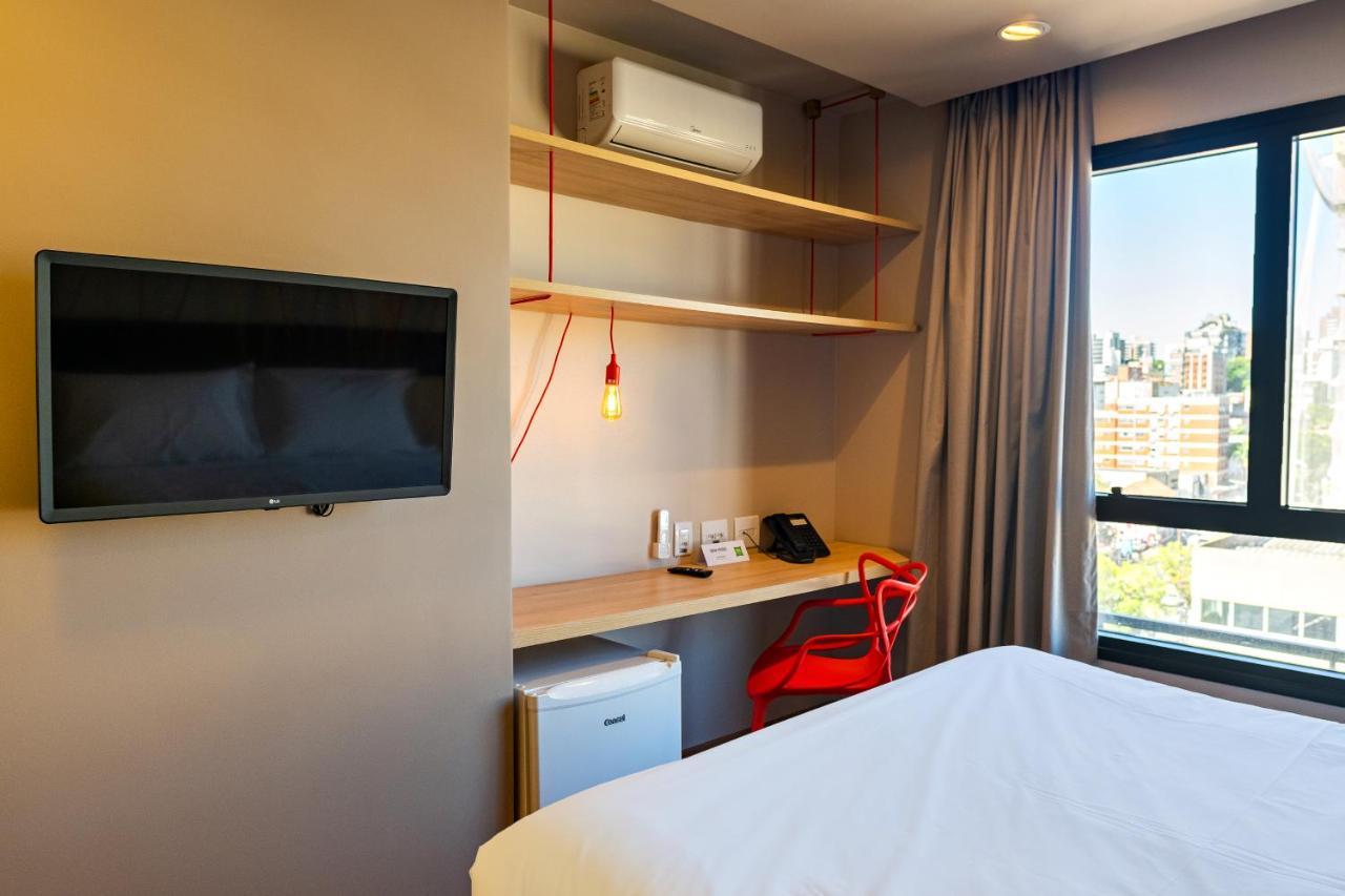 Hotel Ibis Styles Porto Alegre Moinhos De Vento Esterno foto