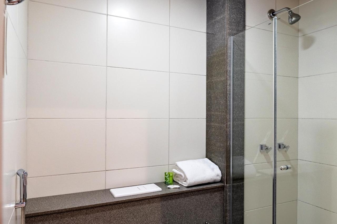 Hotel Ibis Styles Porto Alegre Moinhos De Vento Esterno foto